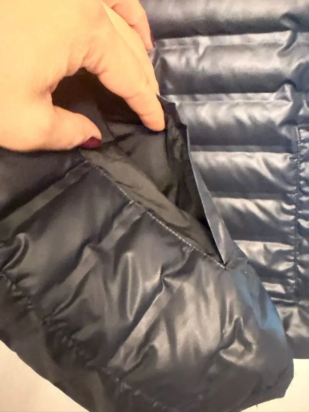Columbia black hooded puffer packable jacket coat down fill youth XL 18/20